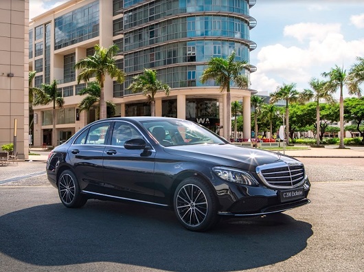 giá xe c200 exclusive 2020