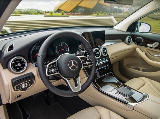 xe mercedes glc 200 2020