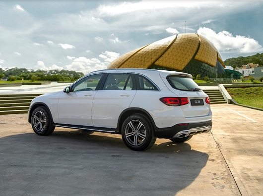 nội thất Mercedes-Benz GLC 200